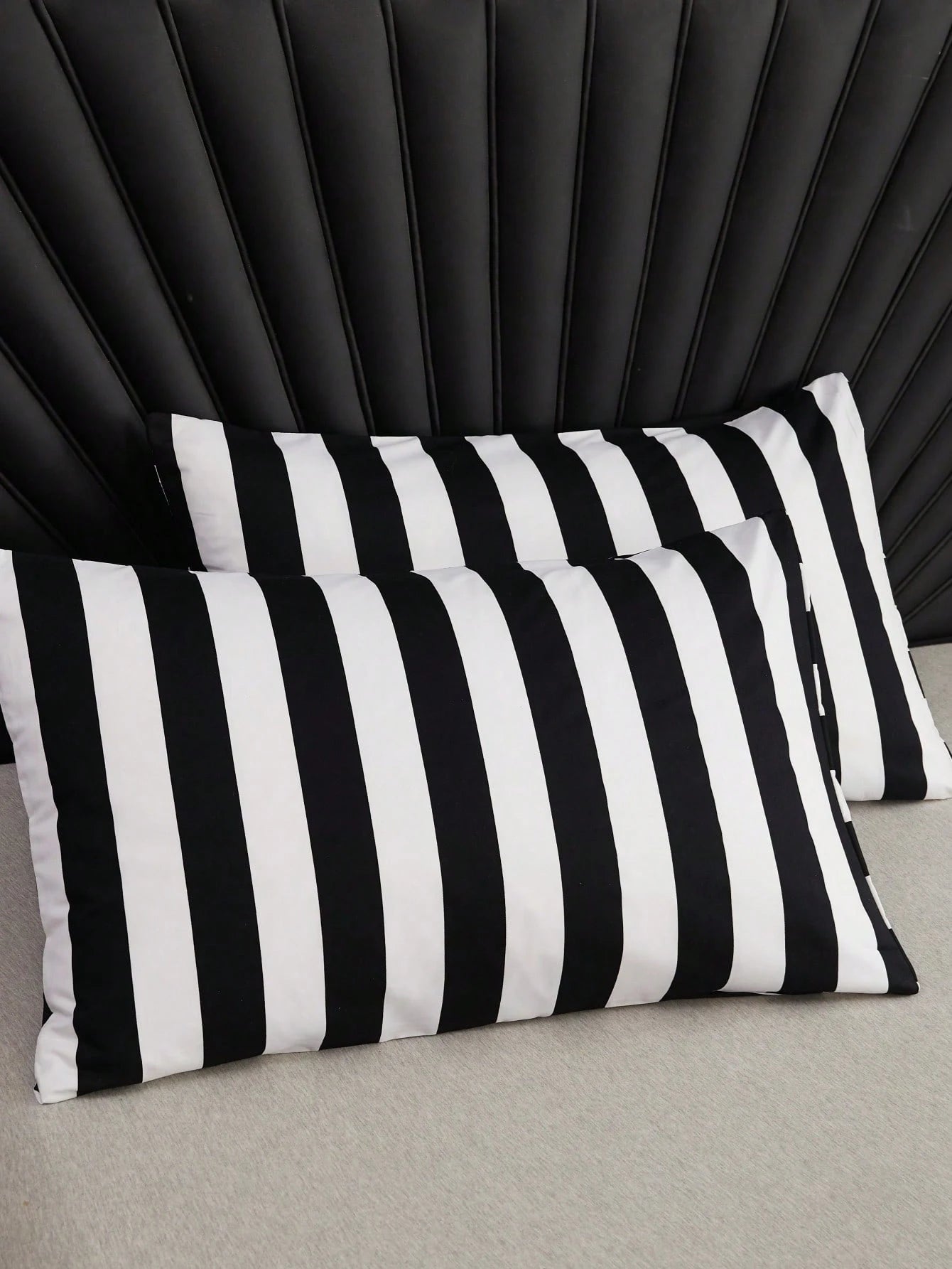 Black And White Stripe Duvet Cover And Pillowcase Set Of 3 (Without Filler)