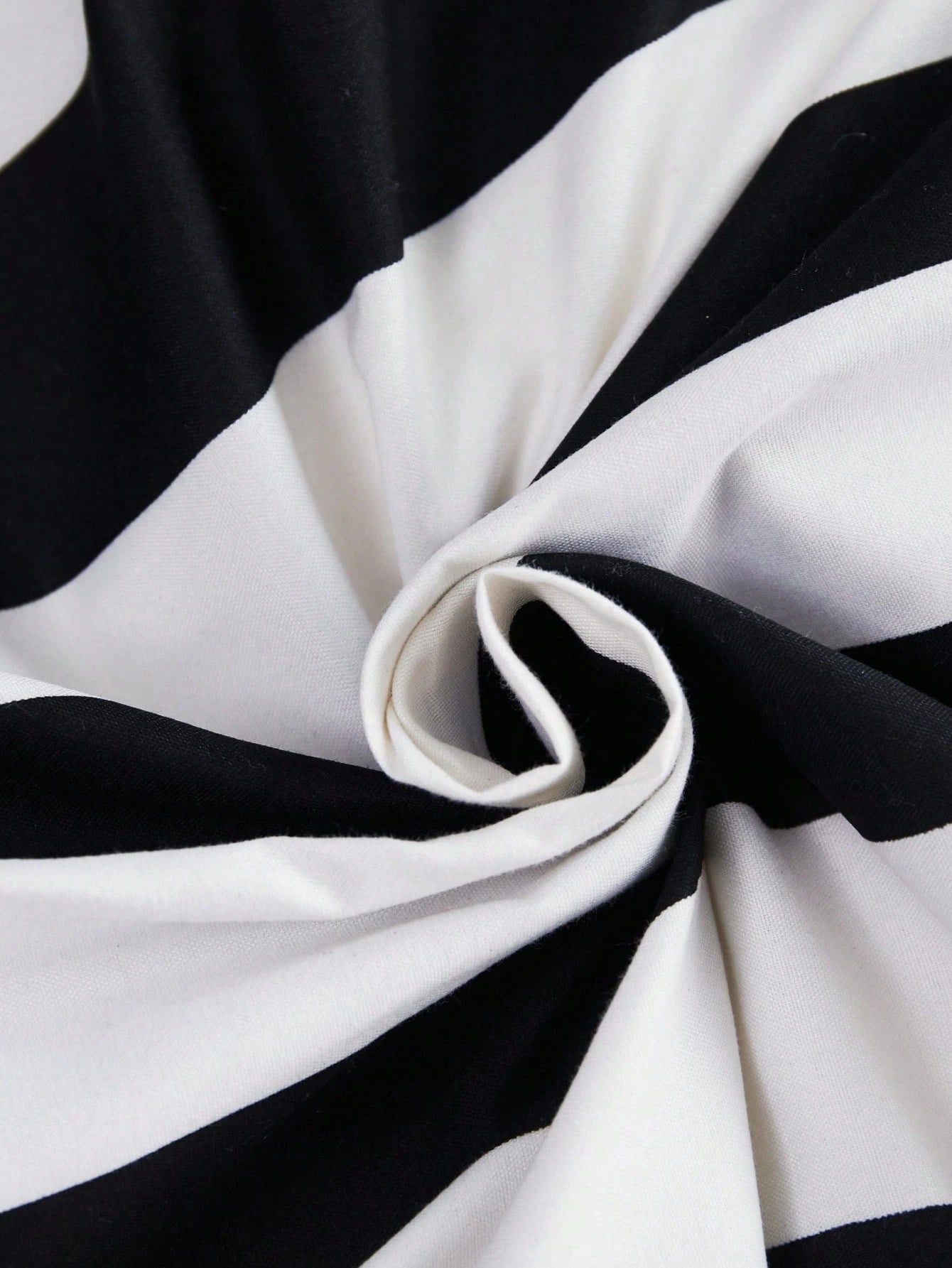 Black And White Stripe Duvet Cover And Pillowcase Set Of 3 (Without Filler)