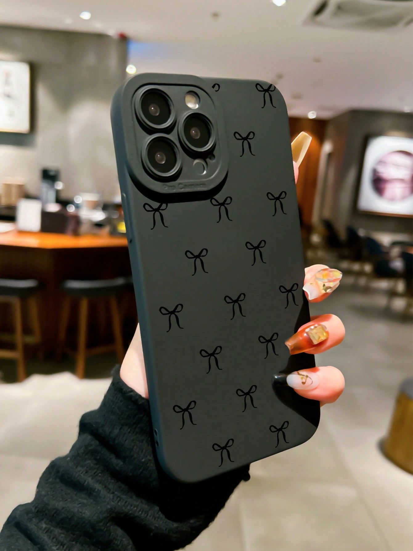Black Bow Knot Pattern Shockproof Fashion Phone Case Compatible With IPhone 16 Pro Max, 14, 13, 12, 11 Pro Max, XS Max, X, XR, 8, 7 Plus, Mini Waterproof Anti-Fall Scratch Resistant Spring Mom Birthda