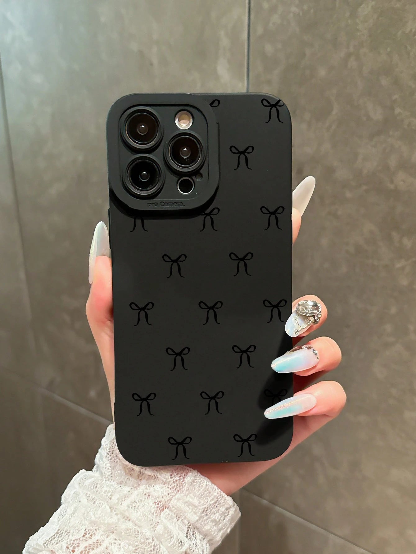 Black Bow Knot Pattern Shockproof Fashion Phone Case Compatible With IPhone 16 Pro Max, 14, 13, 12, 11 Pro Max, XS Max, X, XR, 8, 7 Plus, Mini Waterproof Anti-Fall Scratch Resistant Spring Mom Birthda