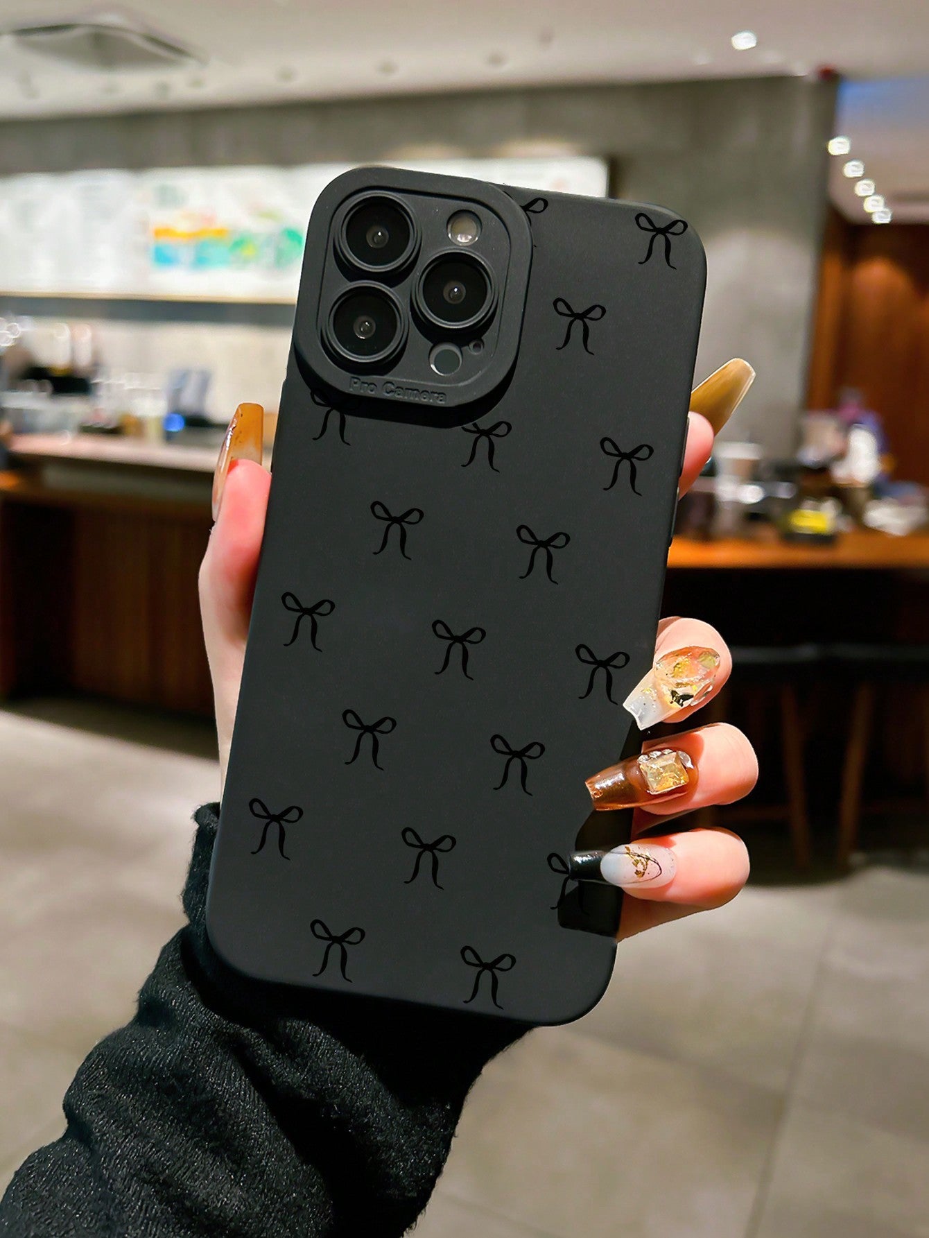 Black Bow Knot Pattern Shockproof Fashion Phone Case Compatible With IPhone 16 Pro Max, 14, 13, 12, 11 Pro Max, XS Max, X, XR, 8, 7 Plus, Mini Waterproof Anti-Fall Scratch Resistant Spring Mom Birthda
