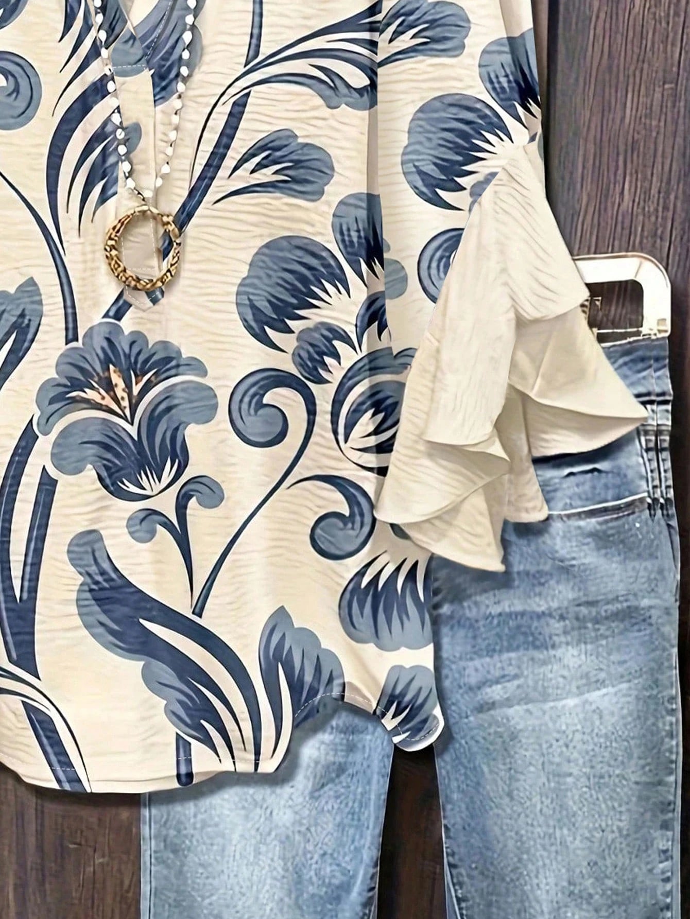 Bohemian Style Vintage Floral Print Blouse, Half-Open Collar Loose Flattering Multi-Layered Ruffle Sleeve Plus Size Women Shirt Vacation Summer, Boho Chic