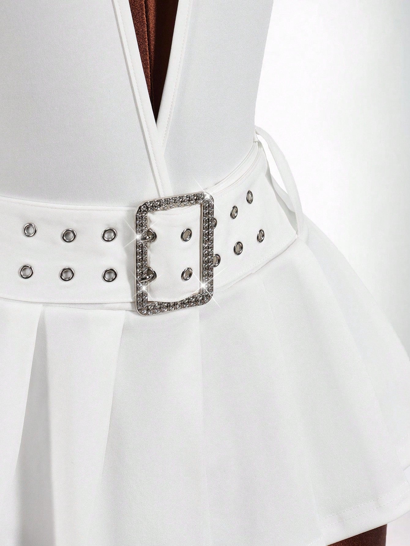Bumpella Y2k Clothes Women White Summer 70s Club Party Outfit Deep V-Neck Backless Metal Belt Buckle High Slit Pleated Form-Fitting Mini Jumpsuit Dress Kawaii