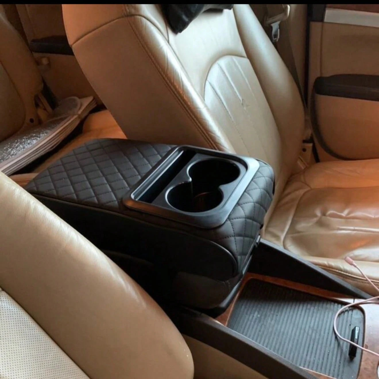 Car Armrest Mat, Car Center Armrest Mat With 2 Cup Holders, PU Leather Armrest Mat, Portable Car Armrest Pillowcase, Booster Seat, Girlfriend Gift, Car Accessories, Women's Car Accessories, Car Decora