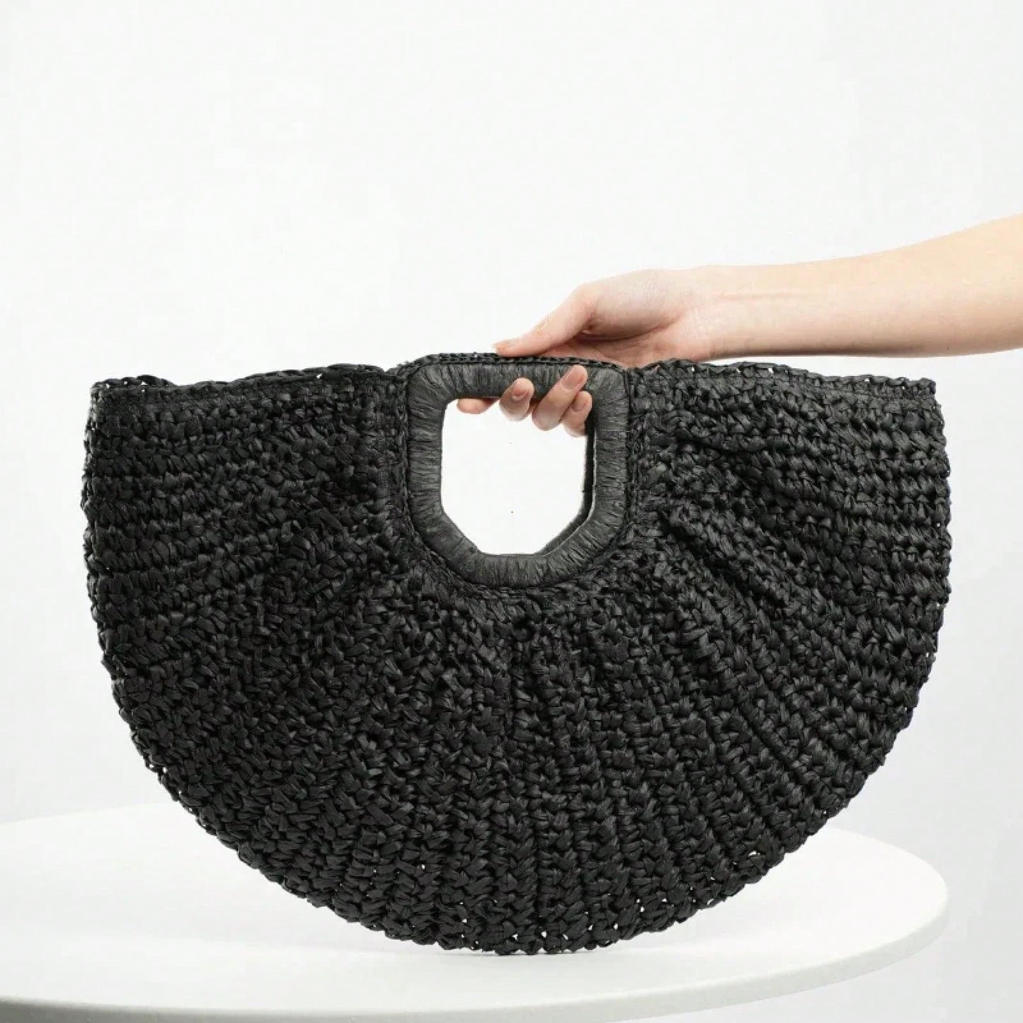 Casual Rattan Wicker Tote Bag Large Capacity Woven Designer Beach Bag Women's Straw Summer Half-Moon Beach Handbag Shopper Tote