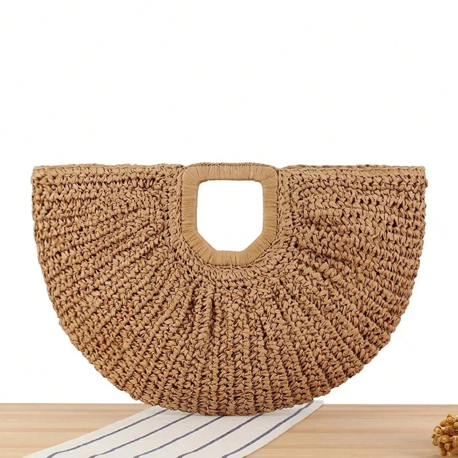 Casual Rattan Wicker Tote Bag Large Capacity Woven Designer Beach Bag Women's Straw Summer Half-Moon Beach Handbag Shopper Tote