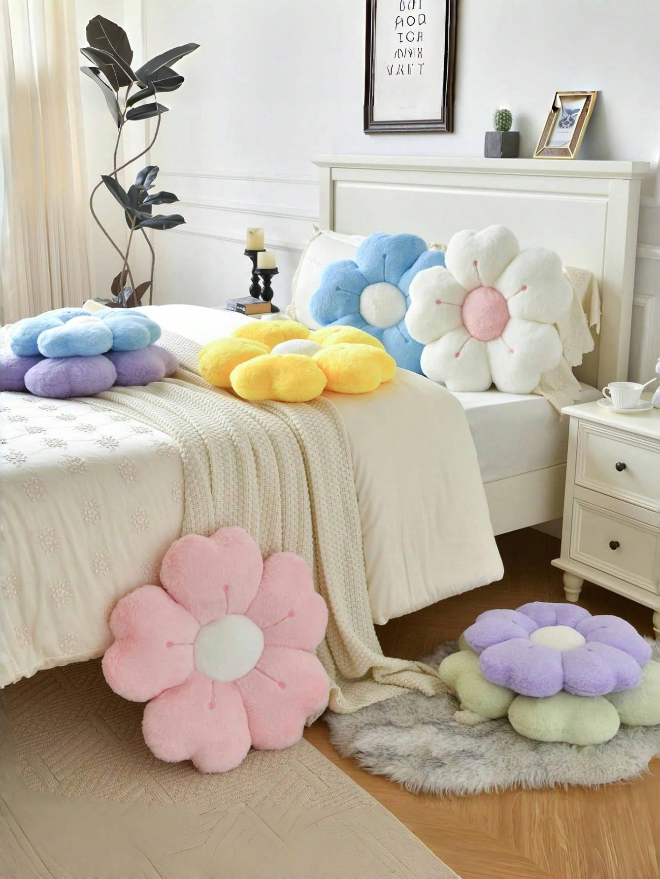 Christmas Decorative Pillows, Adorable Daisy Flower Cushions, Soft Faux Rabbit Fur Pillows For Sofas, Bedrooms, And Living Rooms,Perfect For Christmas And New Year Home Decor,A Wonderful Christmas Gif