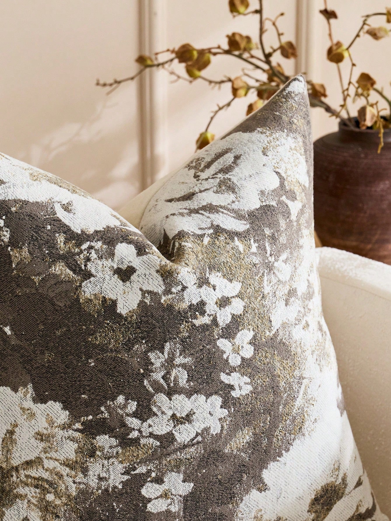 Cirelle 1pc/2pcs All Season Vintage Distressed Floral Throw Pillow Cover, Retro Oil Painting Floral Dark Tone Jacquard Square Cushion Cover, Decorative Sofa Pillowcase For Living Room, Match Mid-Centu