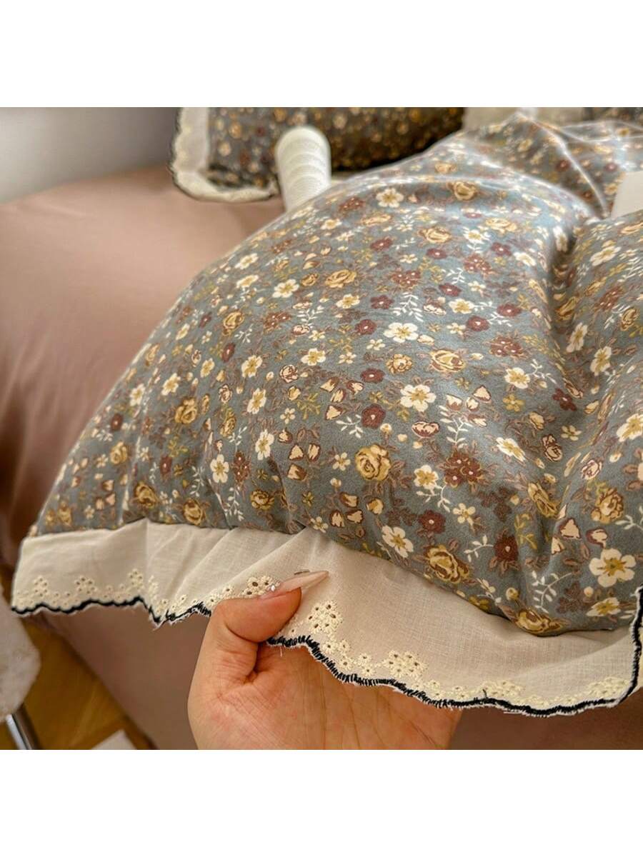 Cirelle 3pcs Vintage Floral Duvet Cover Set- Dark Green Floral Bedding Set With Ruffled Lace Edge, Soft Polyester Cottagecore Comforter Cover With 2 Pillow Shams (No Insert)