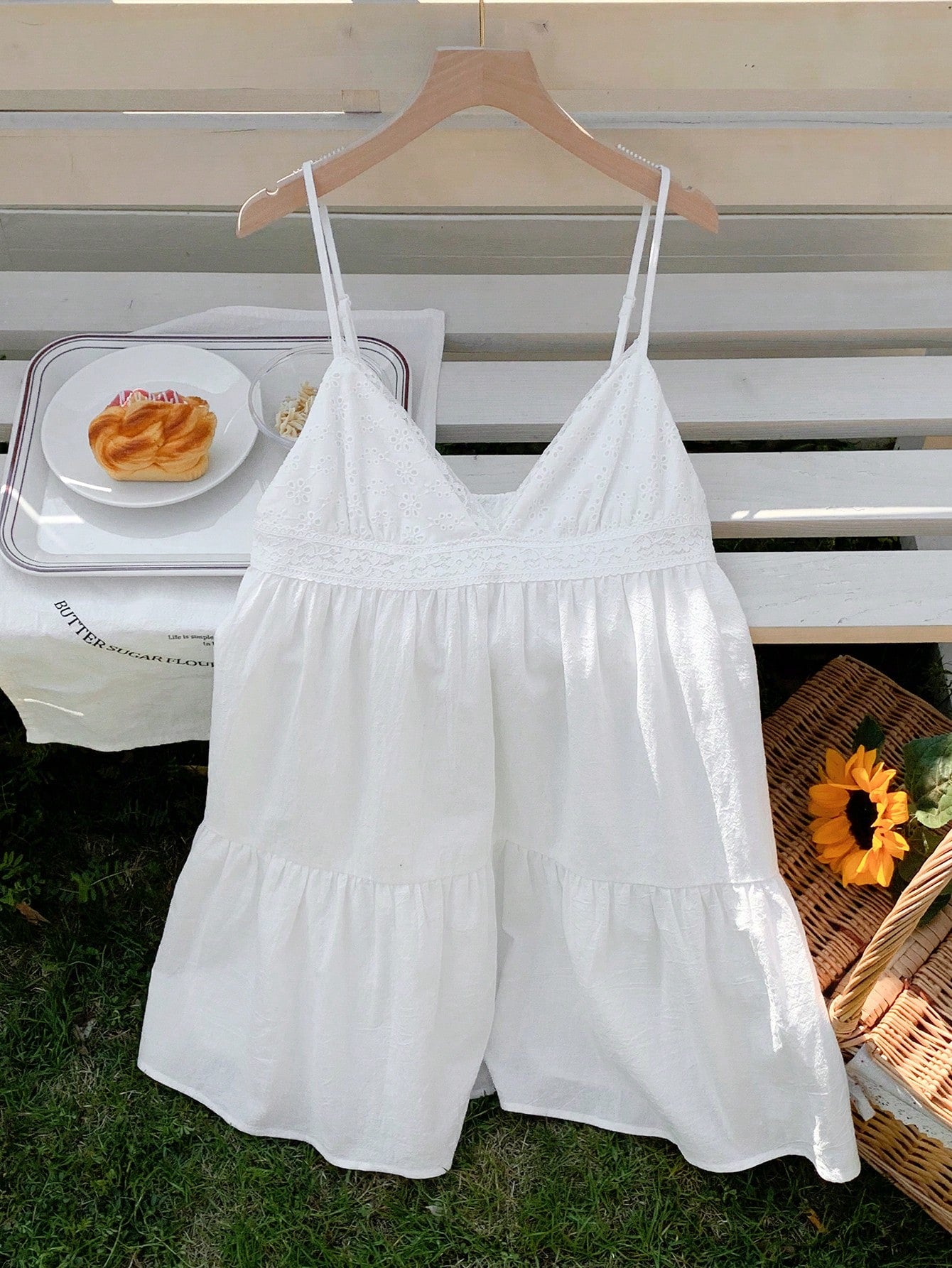 Comfortcana Women's Summer Vacation Casual Tropical European Sexy Cotton And Linen White Hollow Embroidery Patchwork Spaghetti Straps Mini Dress