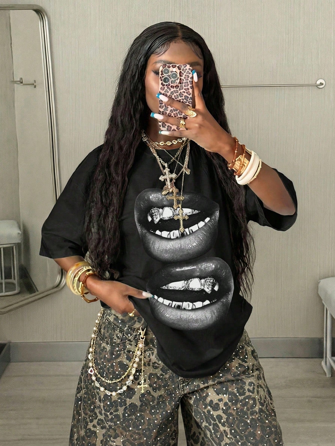 Coolane Oversized Casual Minimalist Street Style Black Lip Print Round Neck Short Sleeve Loose T-Shirt For Women, Suitable For Spring/Summer