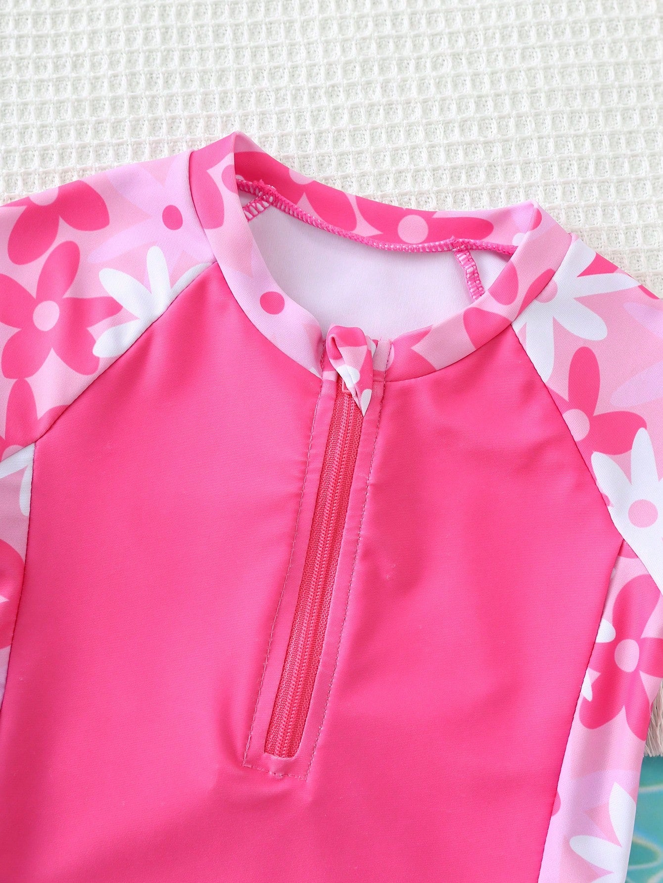 Cozy Pixies 2pcs Baby Girl Loose Long Sleeve Raglan Sweatshirt And Casual Swim Shorts Set, Suitable For Vacation, Beach, Swimming Pool