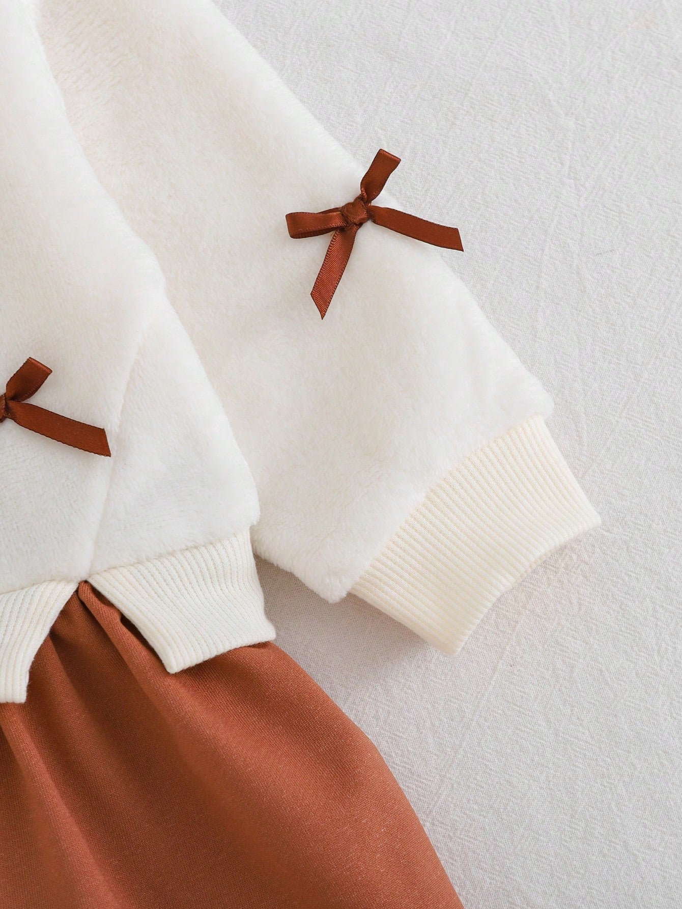 Cozy Pixies Baby Girl White Fleece 3D Bow Decor Soft Plush Sweatshirt 2 In 1 Crew Neck Long Sleeve Autumn Dress