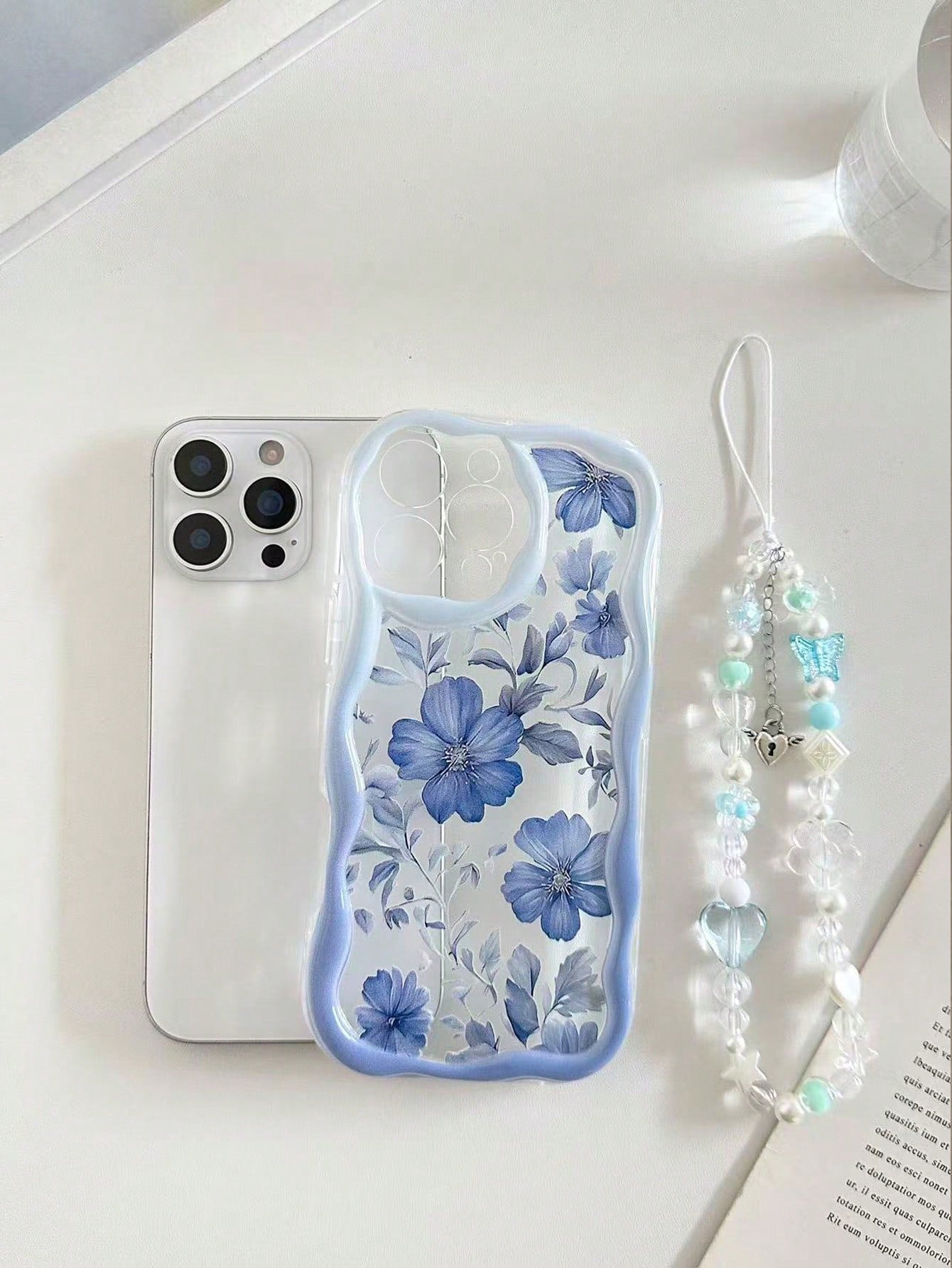 Cream Wavy Edge Glossy Floral Painted Anti-Drop Phone Case XR/7/8 Painted Accessory Phone Lanyard Compatible With Iphone 16/ 16 Pro/ 16 Plus/ 16 Pro Max/ 15 Pro Max Apple 13 Phone Case 14 Apple 11 Sof