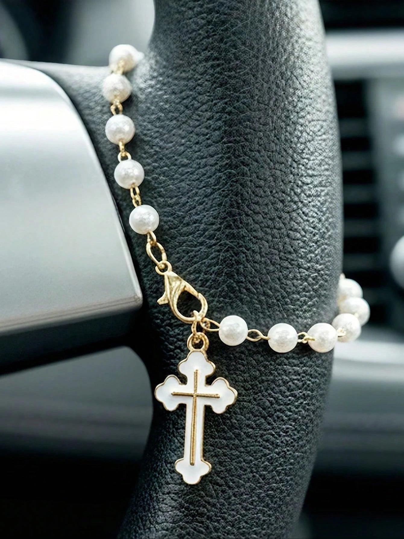 Creative Alloy Cross Car Pendant, Steering Wheel Ornament, Faith Pearl Car Pendant