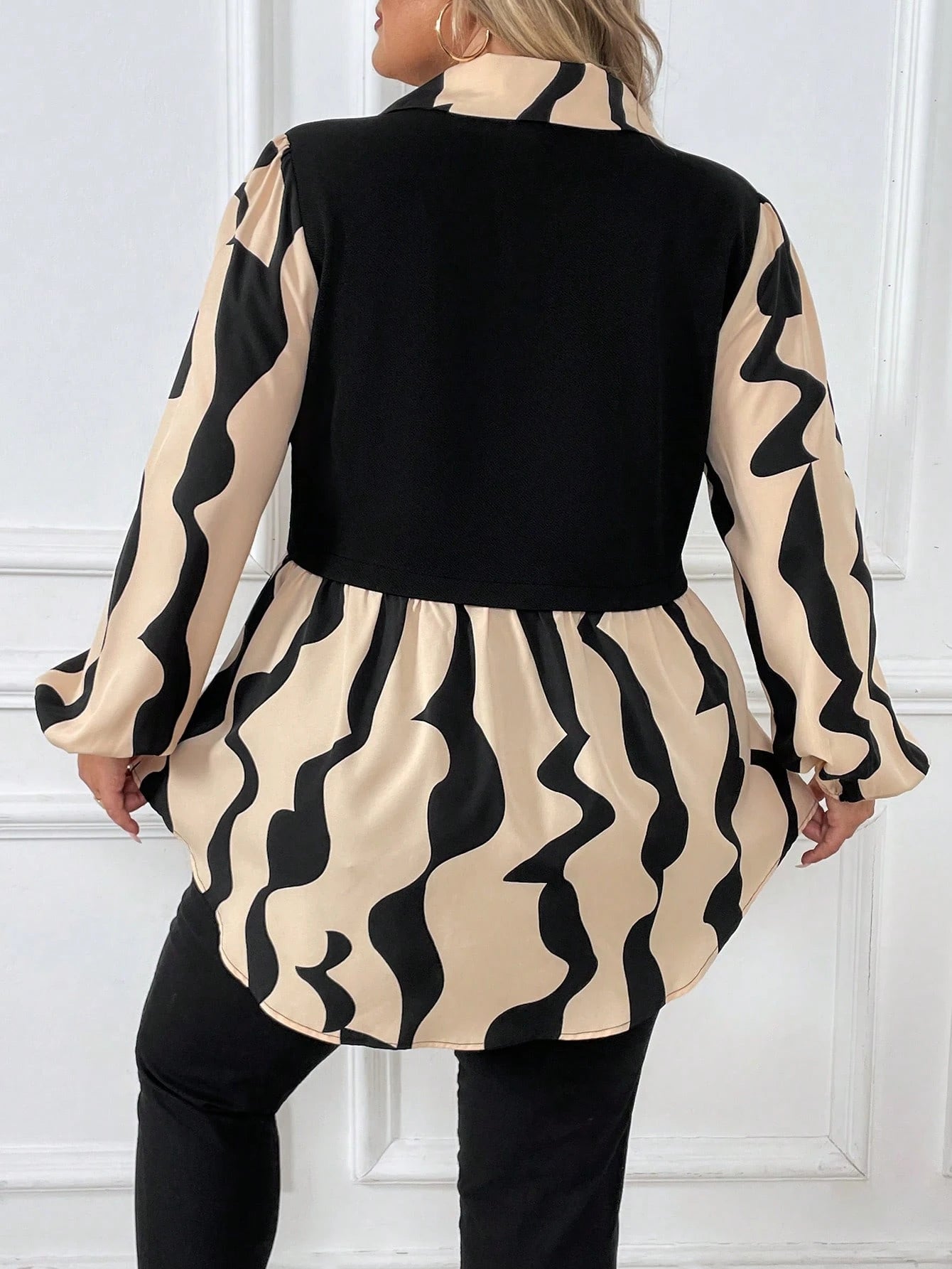 CURVE+ Plus Graphic Print Lantern Sleeve 2 In 1 Peplum Top Fall