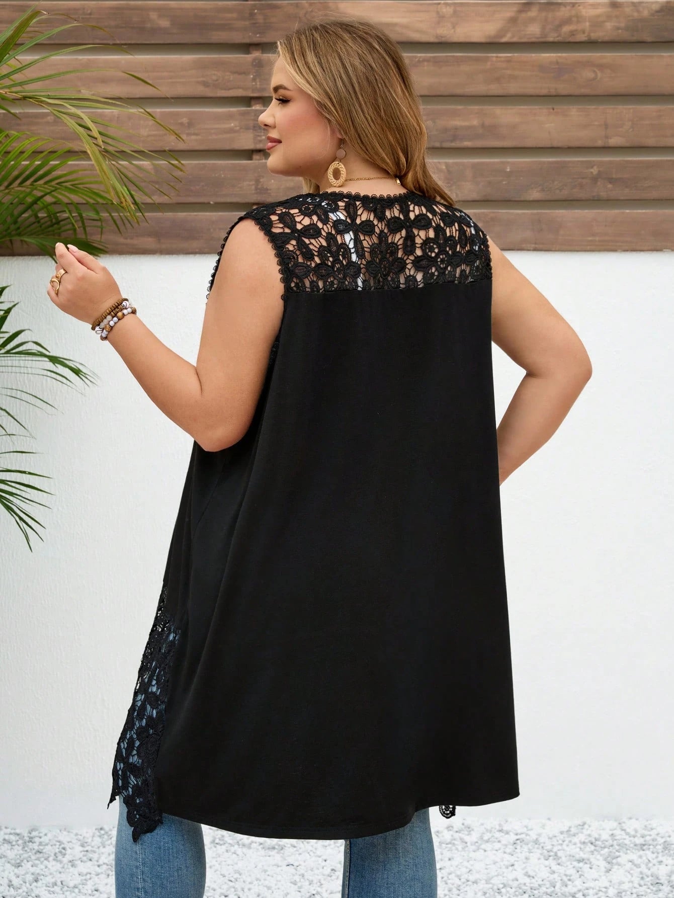 CURVE+ Plus Size Women Black Hollow Out Sleeveless Long Cardigan Summer Beach Vacation