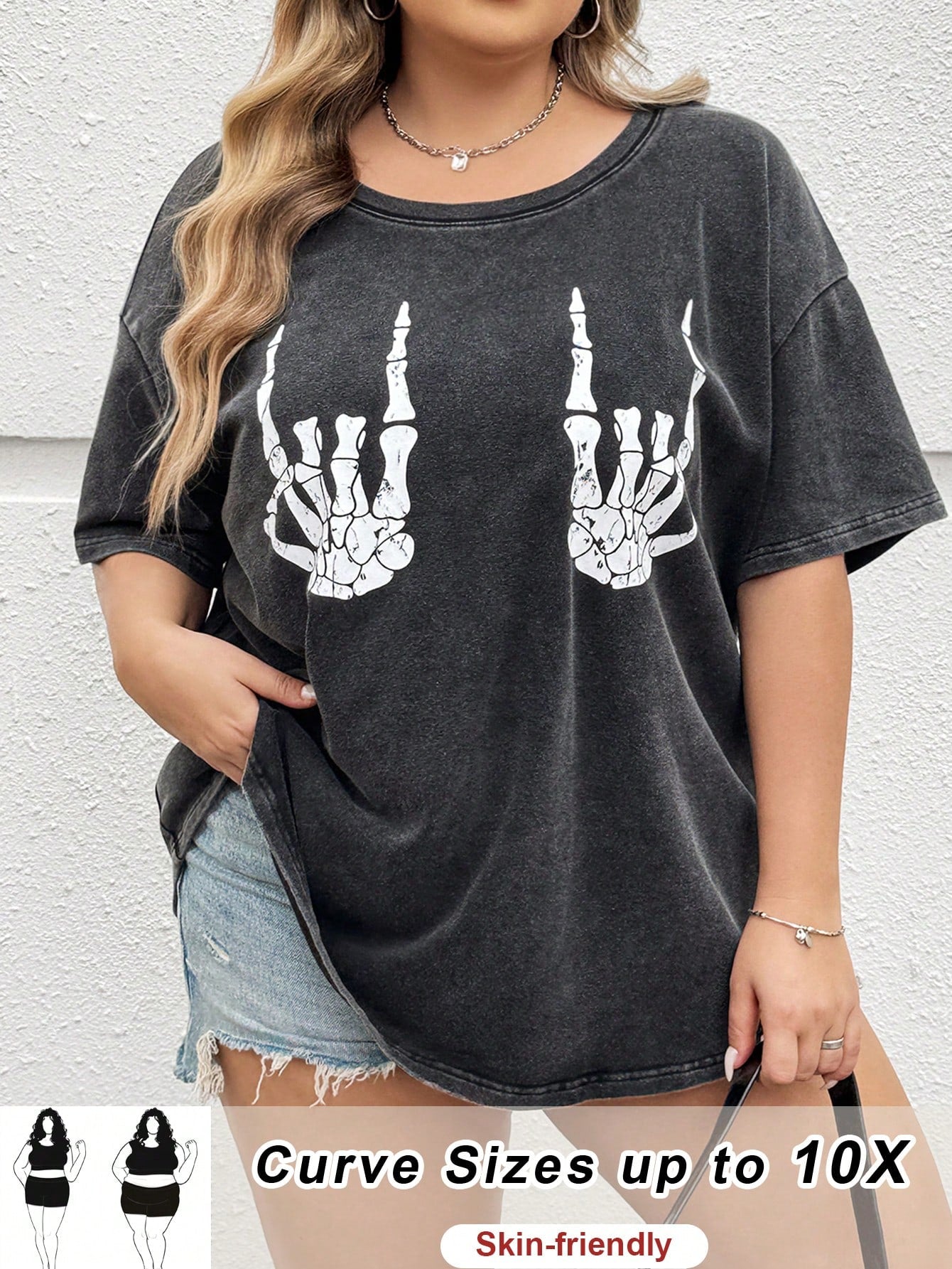 CURVE+ Plus Size Women's Dark Green Summer Grunge Goth 90s Everyday Office Concert Skeleton Hand Pattern Short Sleeved T-Shirt Loose Retro Knitted Top