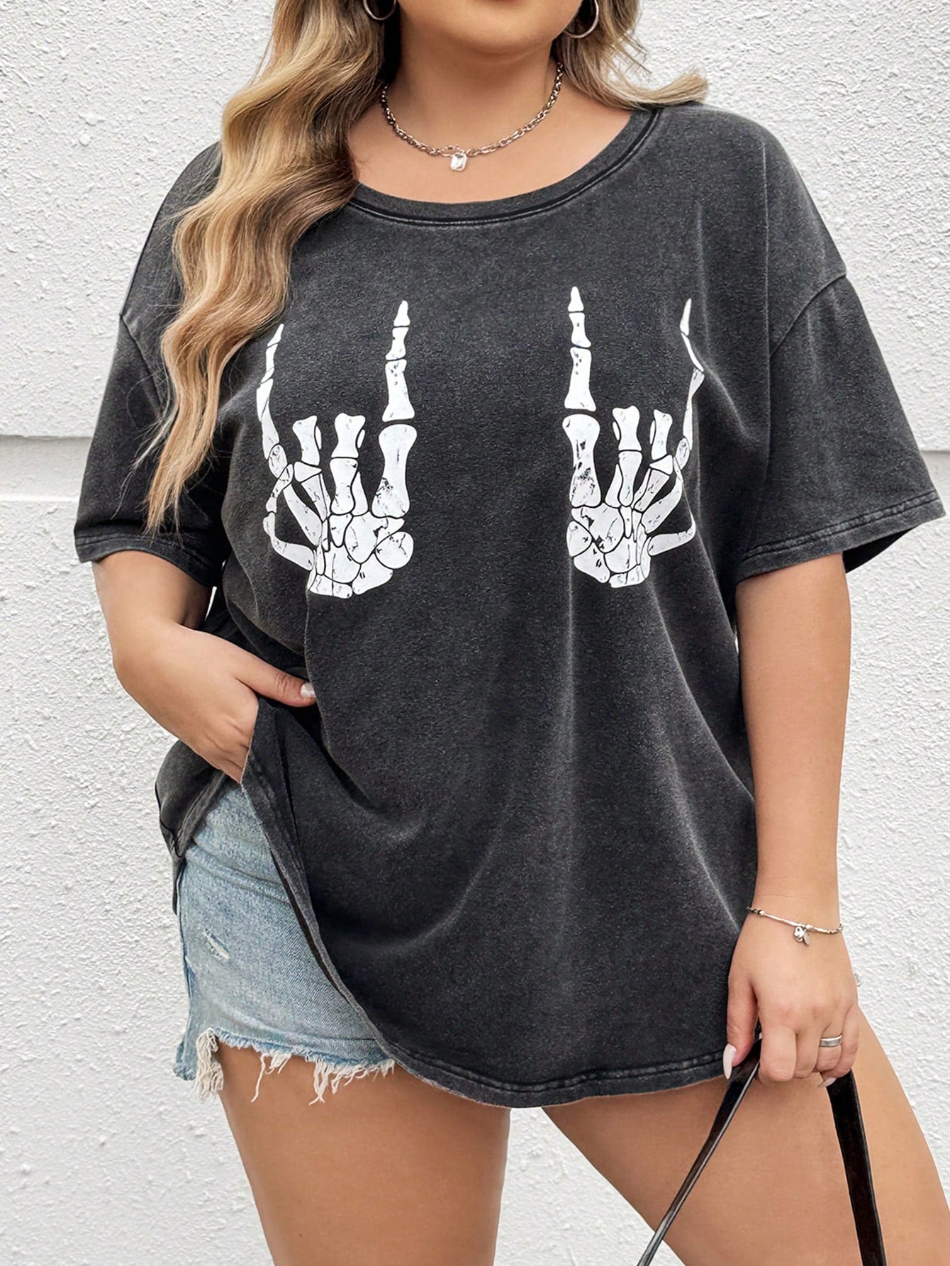 CURVE+ Plus Size Women's Dark Green Summer Grunge Goth 90s Everyday Office Concert Skeleton Hand Pattern Short Sleeved T-Shirt Loose Retro Knitted Top