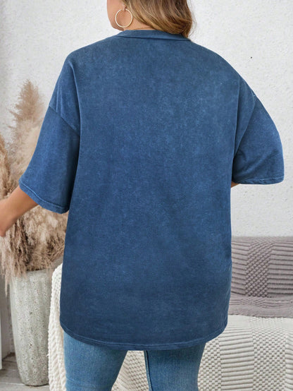 CURVE+ Women's Plus Size Round Neck Short Sleeve Loose T-Shirt With Washed Snow And Embroidery