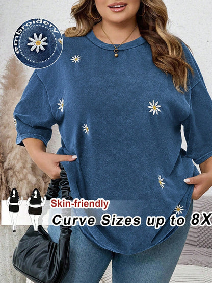 CURVE+ Women's Plus Size Round Neck Short Sleeve Loose T-Shirt With Washed Snow And Embroidery