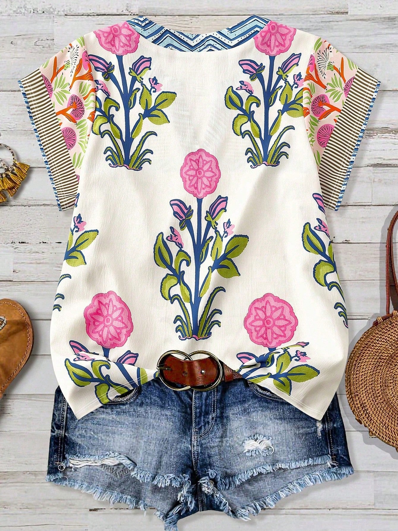 DrmWander Plus Size Women Striped Round Neck Short Sleeve Casual Loose T-Shirt