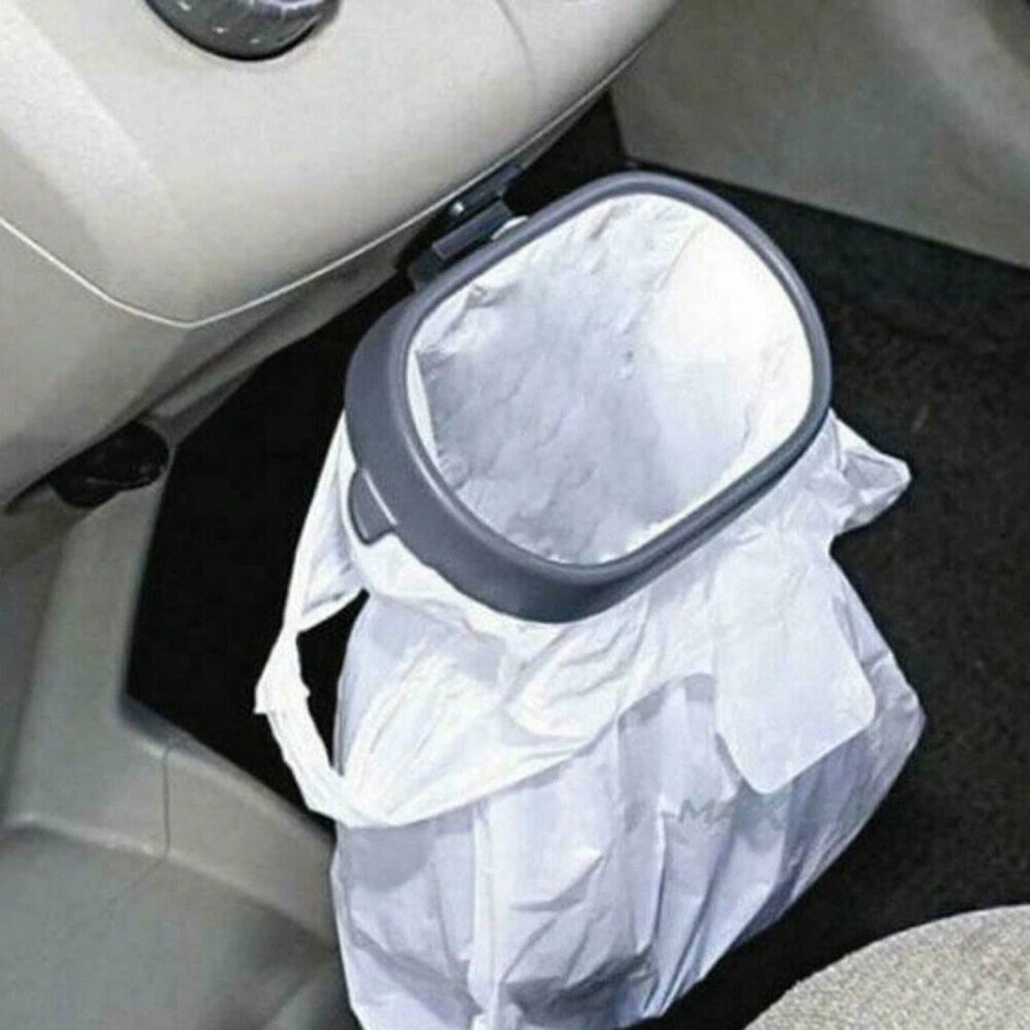 Easy Clip-On Hanging Trash Bag Holder, Space-Saving Waste Bin For Car Headrest & Home Cabinet, No-Tools Garbage Storage Solution