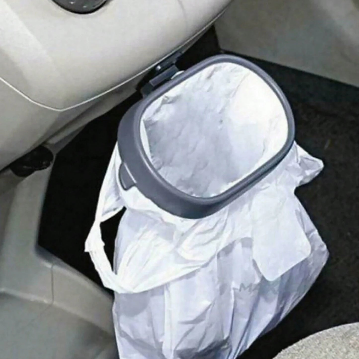 Easy Clip-On Hanging Trash Bag Holder, Space-Saving Waste Bin For Car Headrest & Home Cabinet, No-Tools Garbage Storage Solution
