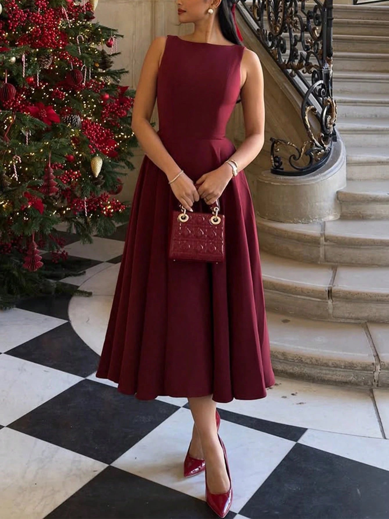 Elegant French Romantic Backless Hollow-Out Cinched Waist Sexy Charming Dress, Burgundy, Suitable For Christmas, Holiday Party, Date Summer