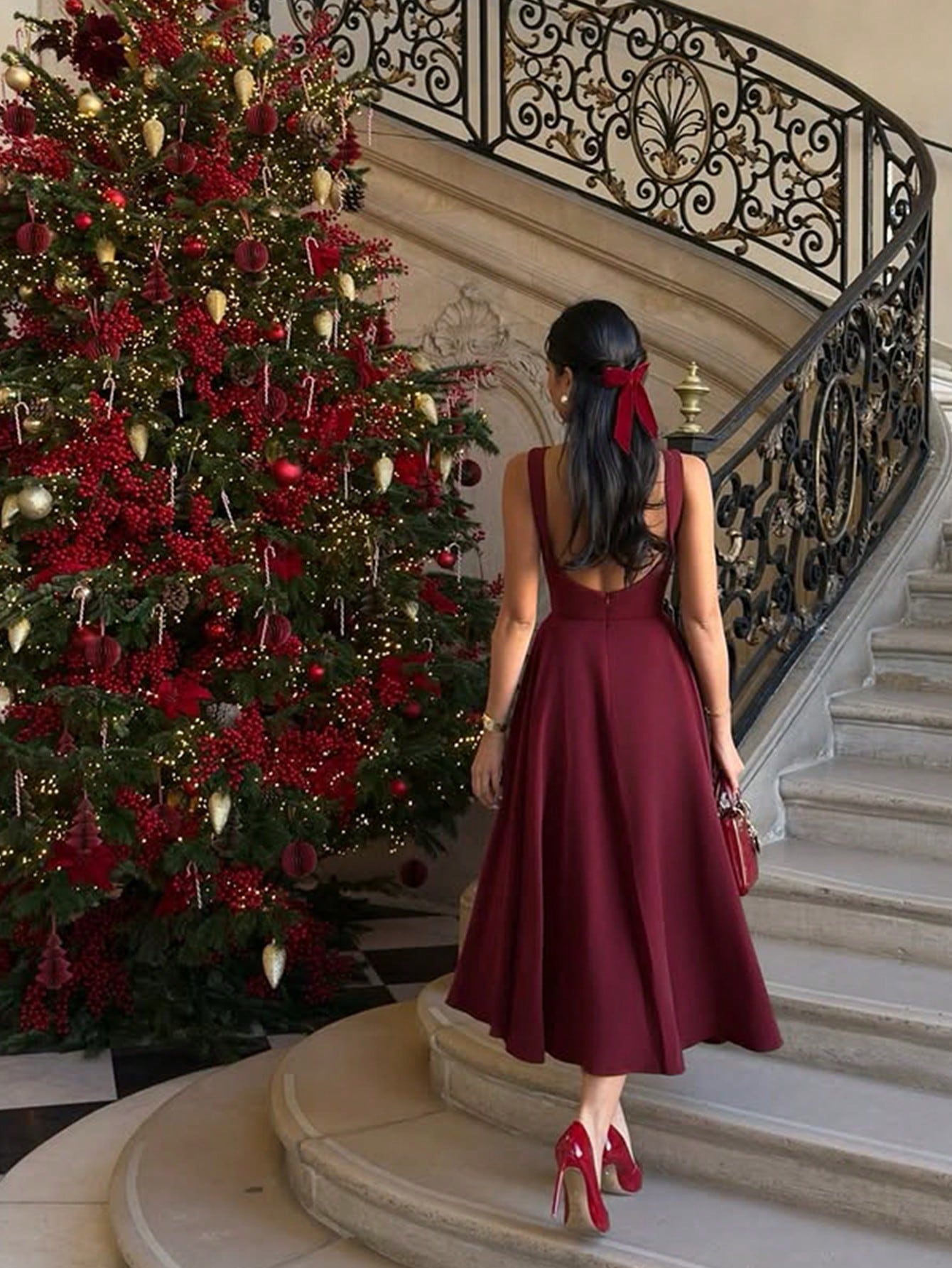 Elegant French Romantic Backless Hollow-Out Cinched Waist Sexy Charming Dress, Burgundy, Suitable For Christmas, Holiday Party, Date Summer