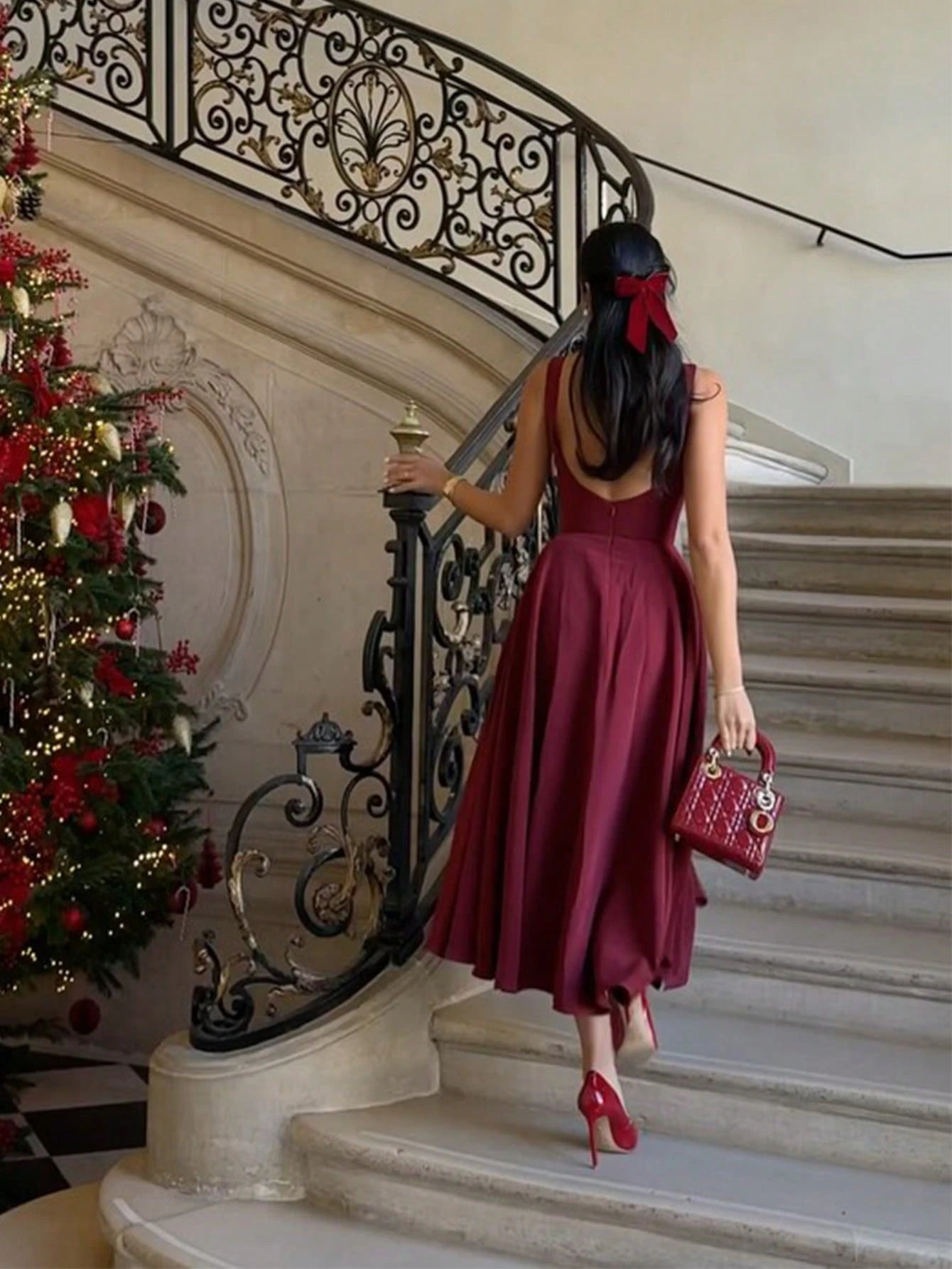 Elegant French Romantic Backless Hollow-Out Cinched Waist Sexy Charming Dress, Burgundy, Suitable For Christmas, Holiday Party, Date Summer