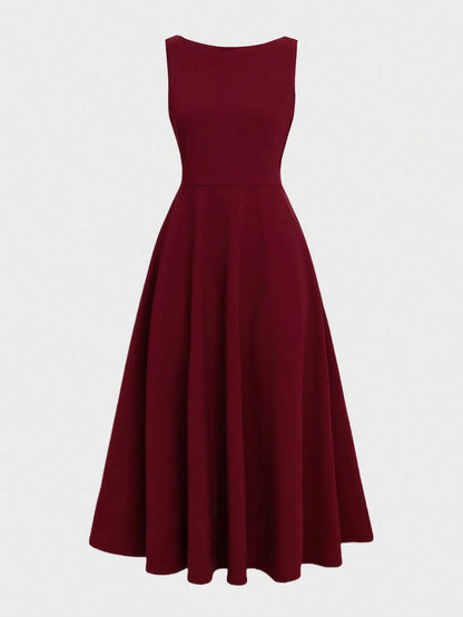Elegant French Romantic Backless Hollow-Out Cinched Waist Sexy Charming Dress, Burgundy, Suitable For Christmas, Holiday Party, Date Summer