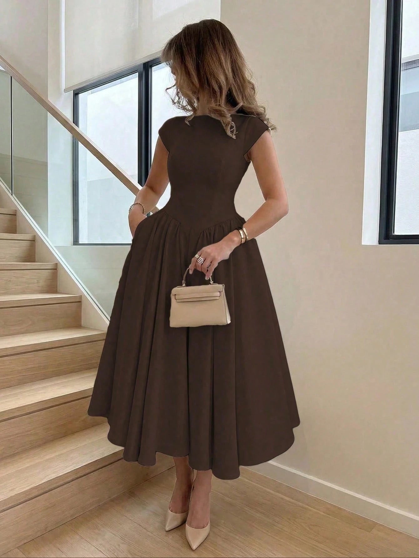 Elegant Minimalist Fashion Casual Retro Flared Short Sleeve Solid Color Pleated Zipper Women's Long Dress Brown Summer