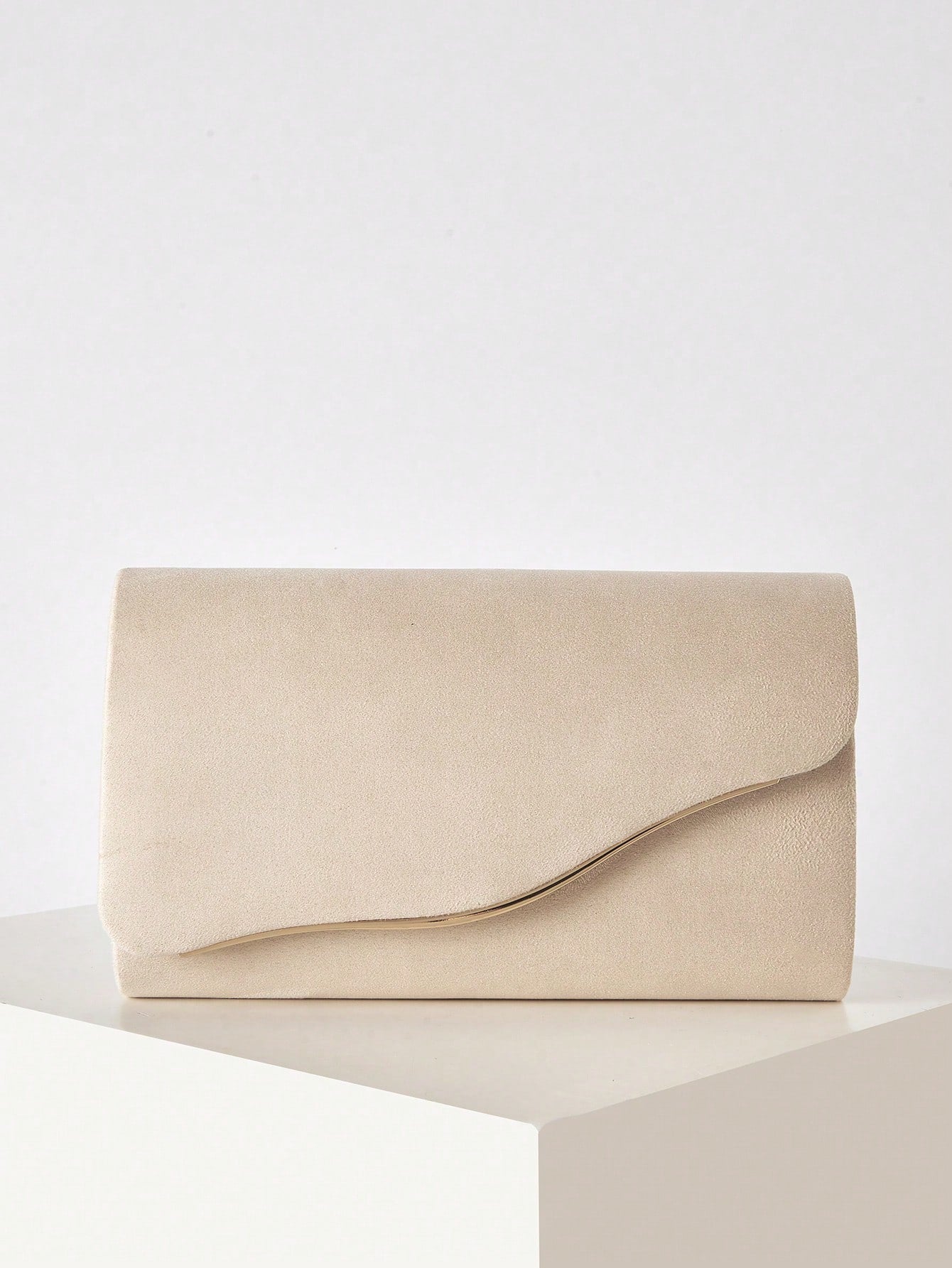 Elegant Velvet Material Large Women's Clutch Bag,  With Detachable Chain Strap, Suitable For Weddings, Parties, Galas,Bride
