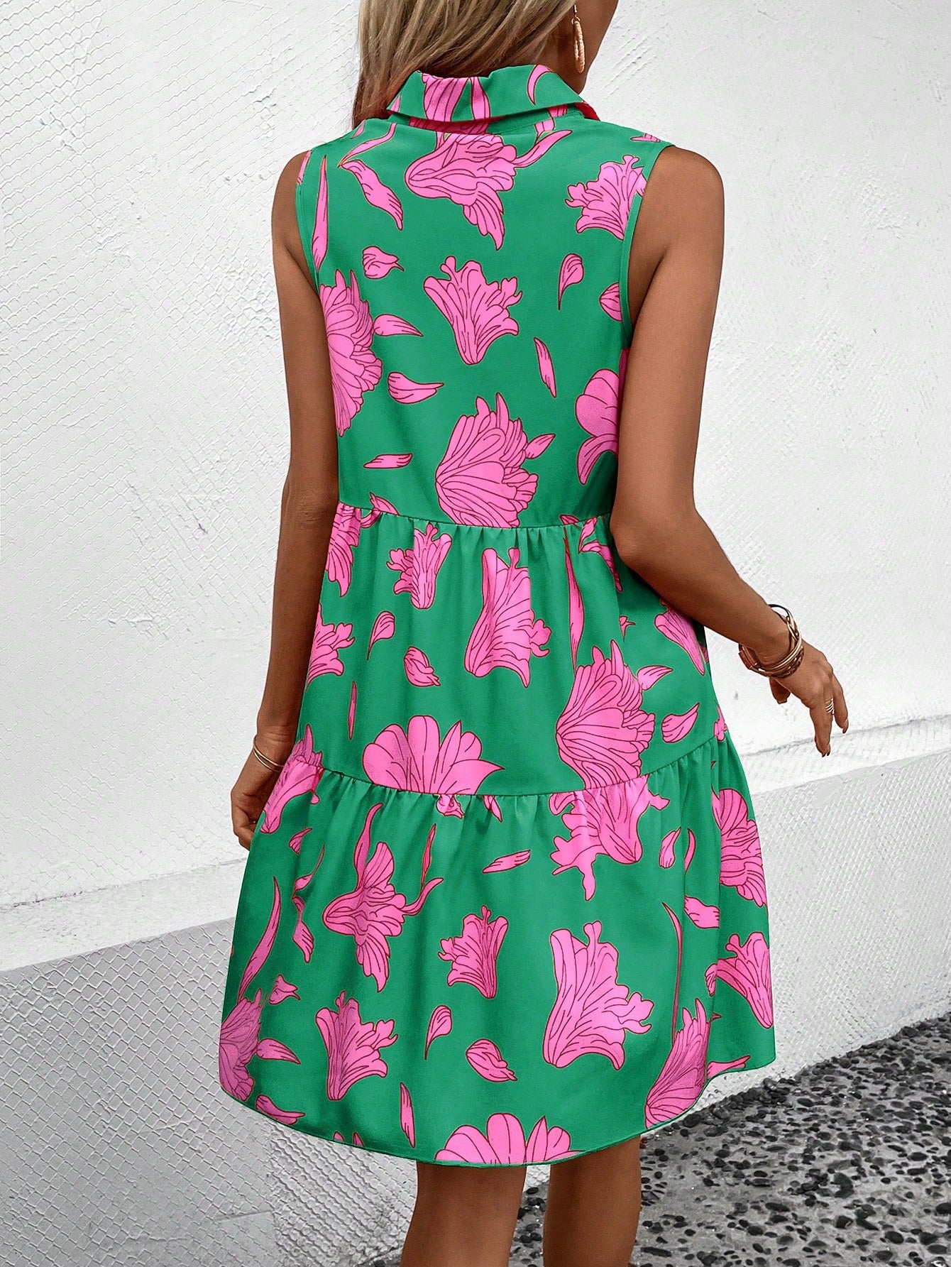 EMERY ROSE Floral Print Ruffle Hem Smock Dress