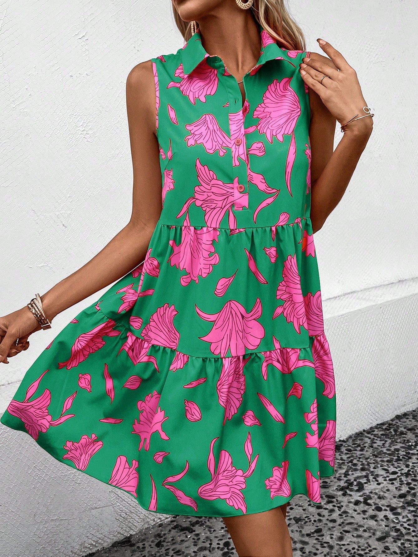EMERY ROSE Floral Print Ruffle Hem Smock Dress
