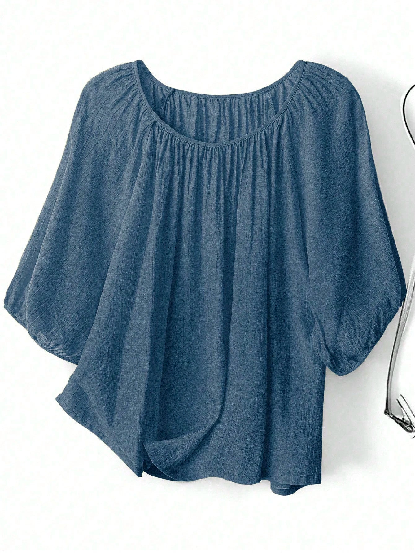 EMERY ROSE Plus Size Solid Color Loose Casual Vacation Shirt
