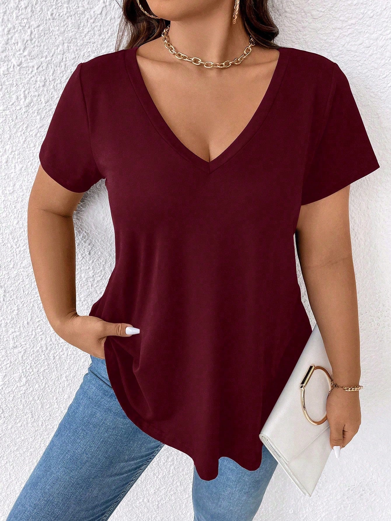 EMERY ROSE Plus Size Summer Casual Solid Color V-Neck Short Sleeve T-Shirt With Curved Hem