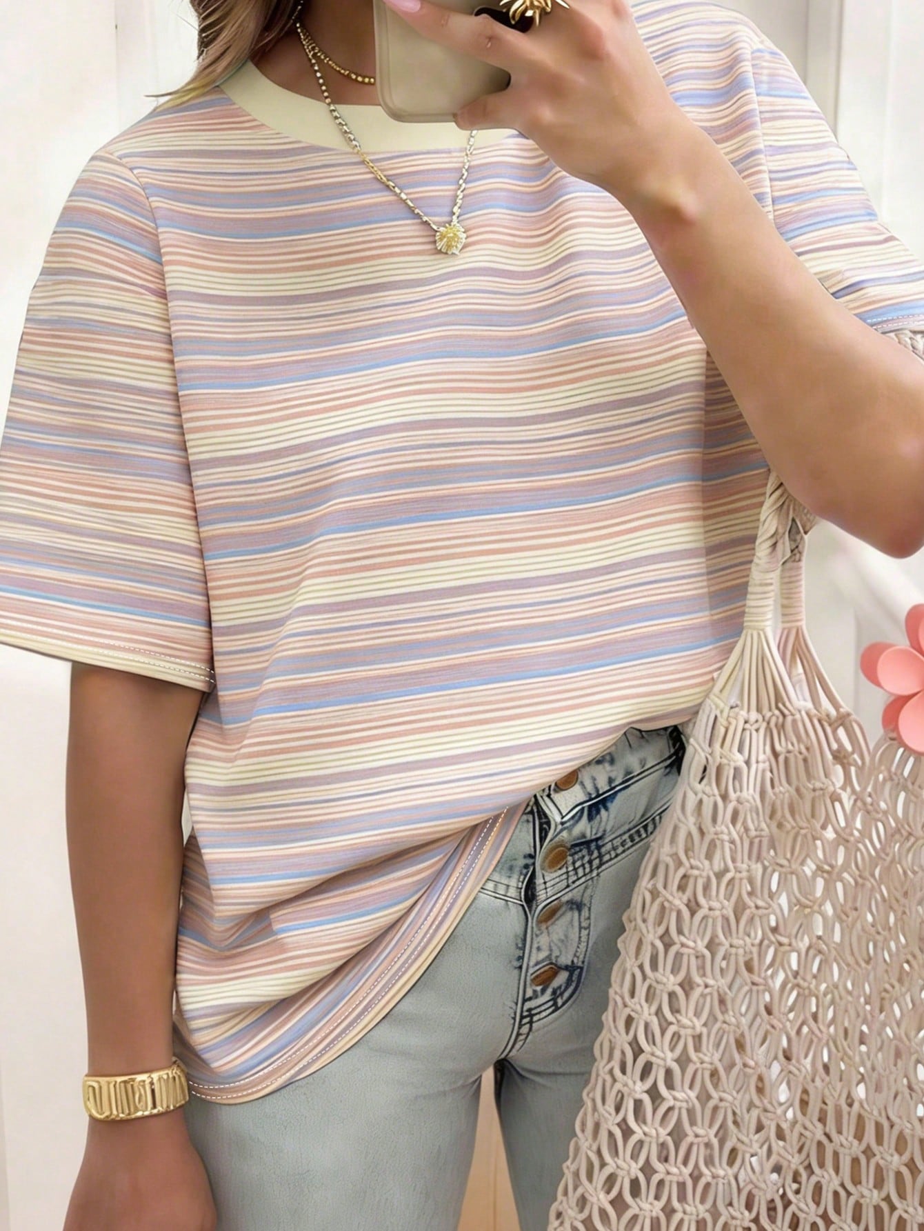 EMERY ROSE Women's Casual Striped Short-Sleeved T-Shirt, Loose Round Neck Design, Machine Washable, Suitable For All Seasons, Comfortable And Cute, Retro Style.