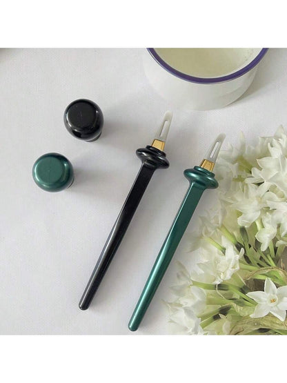 Eyeliner Applicator Kit, Eyeliner Tool With Eyeliner Cream Eyeliner Gel Reusable Silicone Eye Liner Applicator Waterproof Eyeliner Easy No-Skip (Eyeliner Tool +Eyeliner Creams),Eyebrow Brush,Eyeshadow