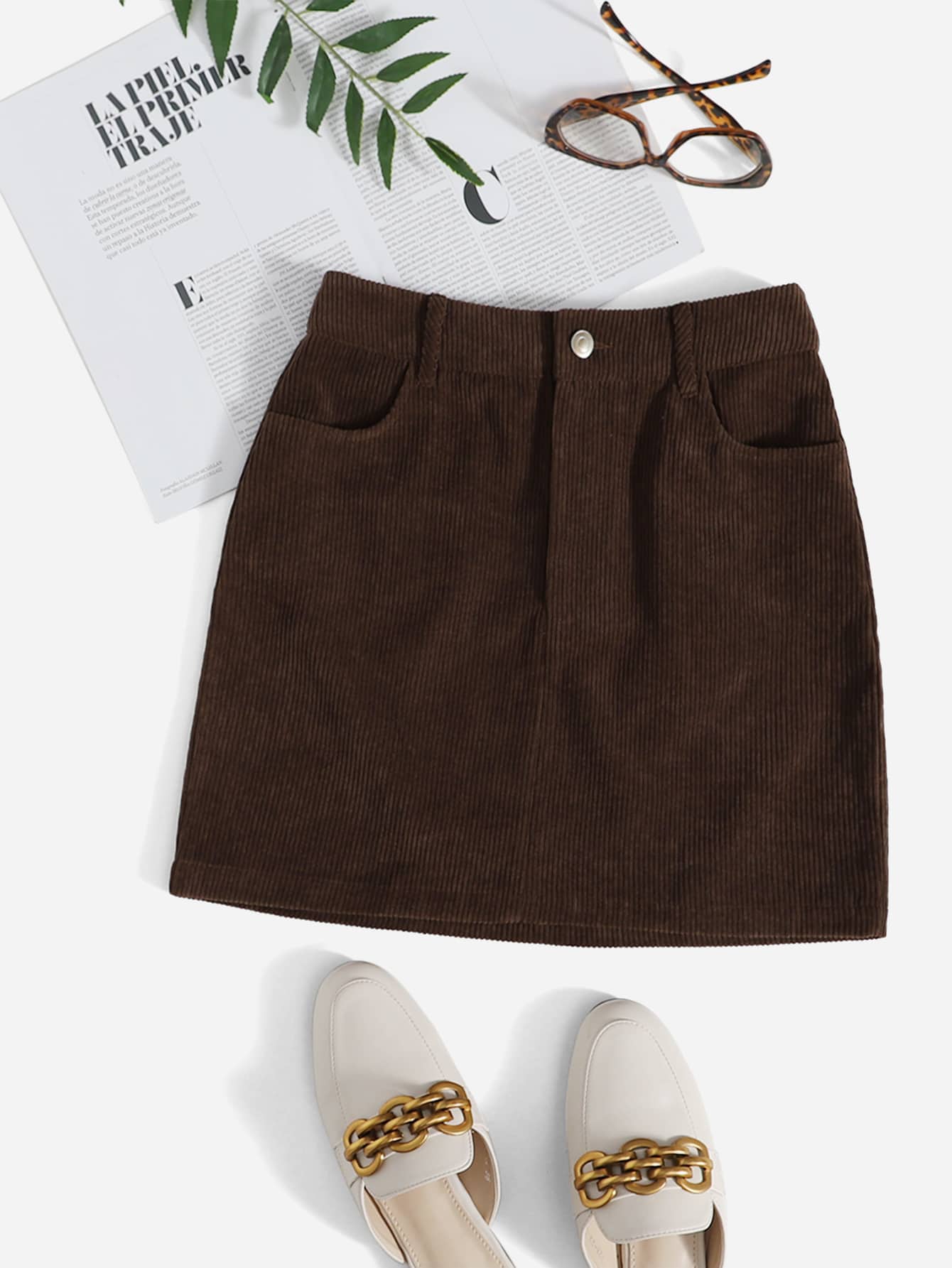 EZwear Corduroy Dual Pockets Straight Mini Skirt