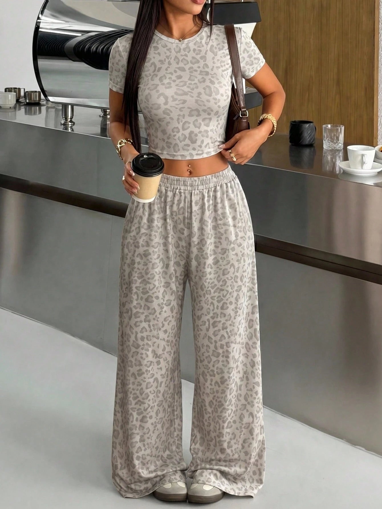 EZwear Leopard Print Knit Graphic Casual Outfit,Vacation Outfits Women Everyday Travel Black And White Leopard Print Summer