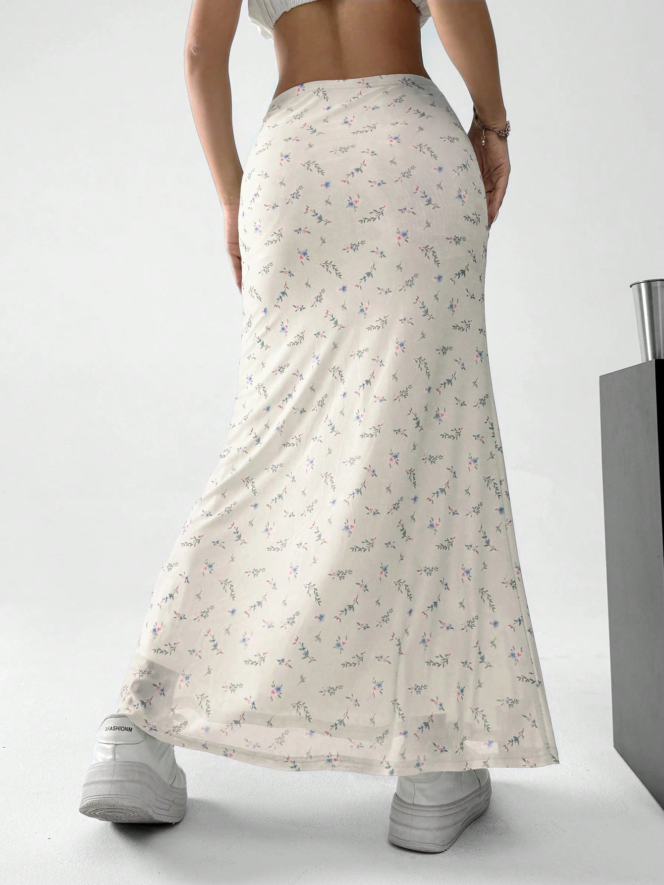 EZwear Women's Ditsy Floral Casual Holiday Style Skirt