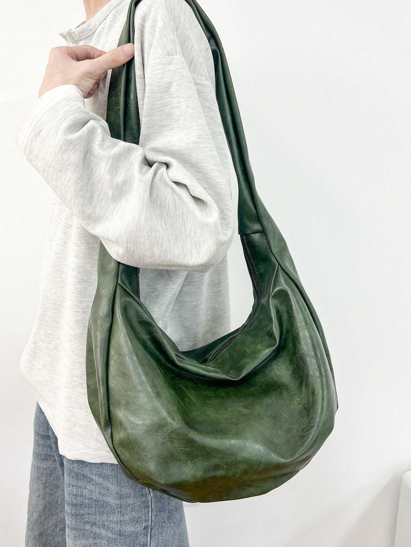 Fashionable Retro Casual Crossbody Bag Large Capacity One Shoulder Tote Hobo Bag Men's Personalized Commute Travel Student Bag