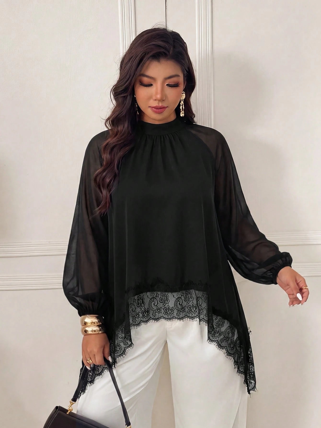 Femmeverse Plus Size Women's Fashion Elegant Scarf Collar Ruched Raglan Long Sleeve Contrast Lace Trim Solid Color Blouse, Suitable For Spring And Summer Wear