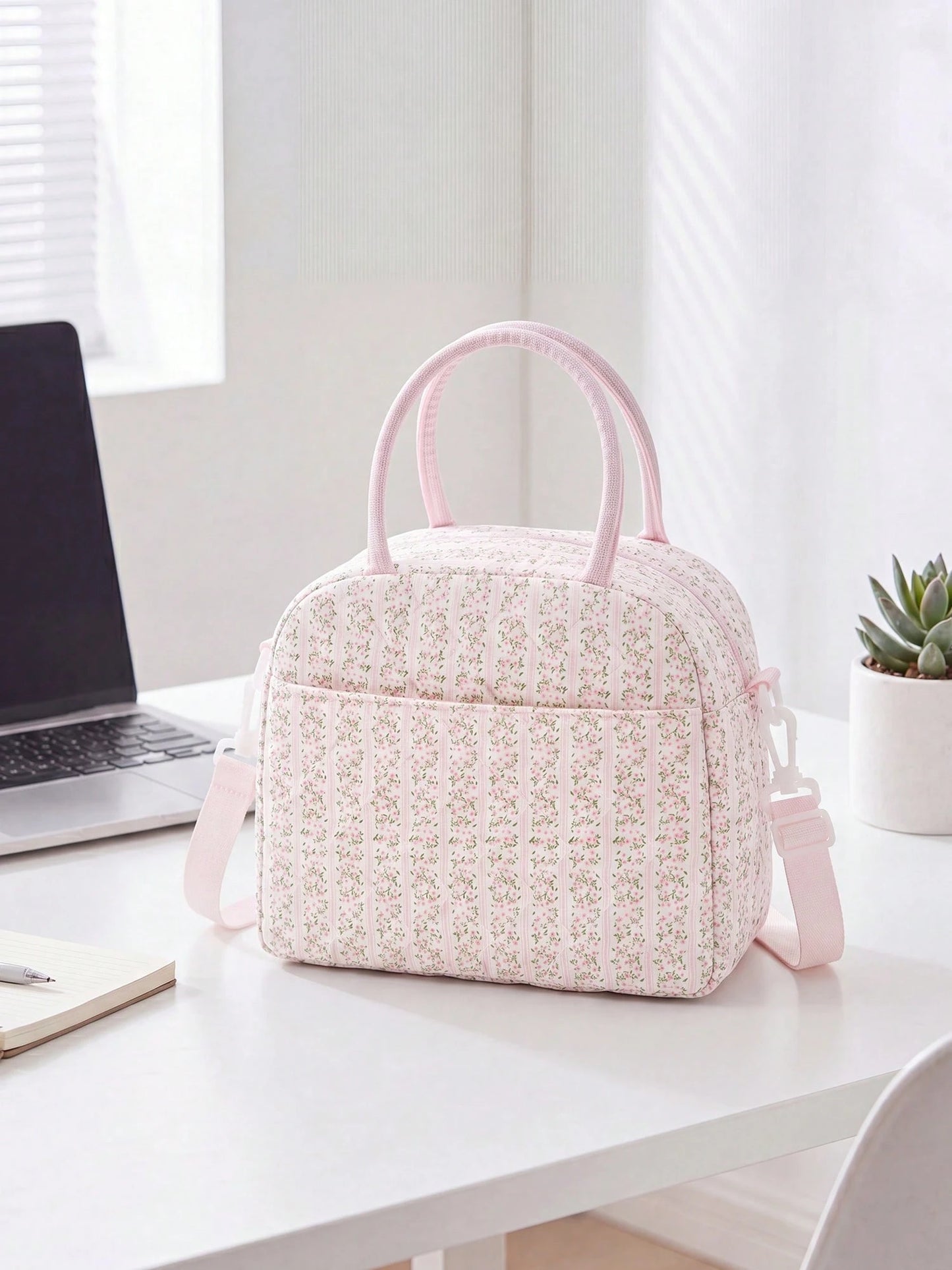 Floral Coquette Insulated Lunch Bag For Women, Quilted Leakproof Thermal Lunch Tote, Large Capacity Cooler Handbag For Work, School, Picnic & Travel