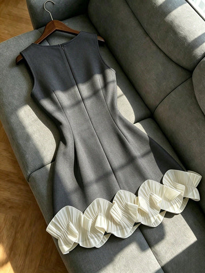 Franclia Elegant White Summer Square-Neck Sleeveless Dress With Ruffles,Perfect For Bar Party,Wedding Guest,Graduation,Office Wear,Stylish Double-Layered Vest