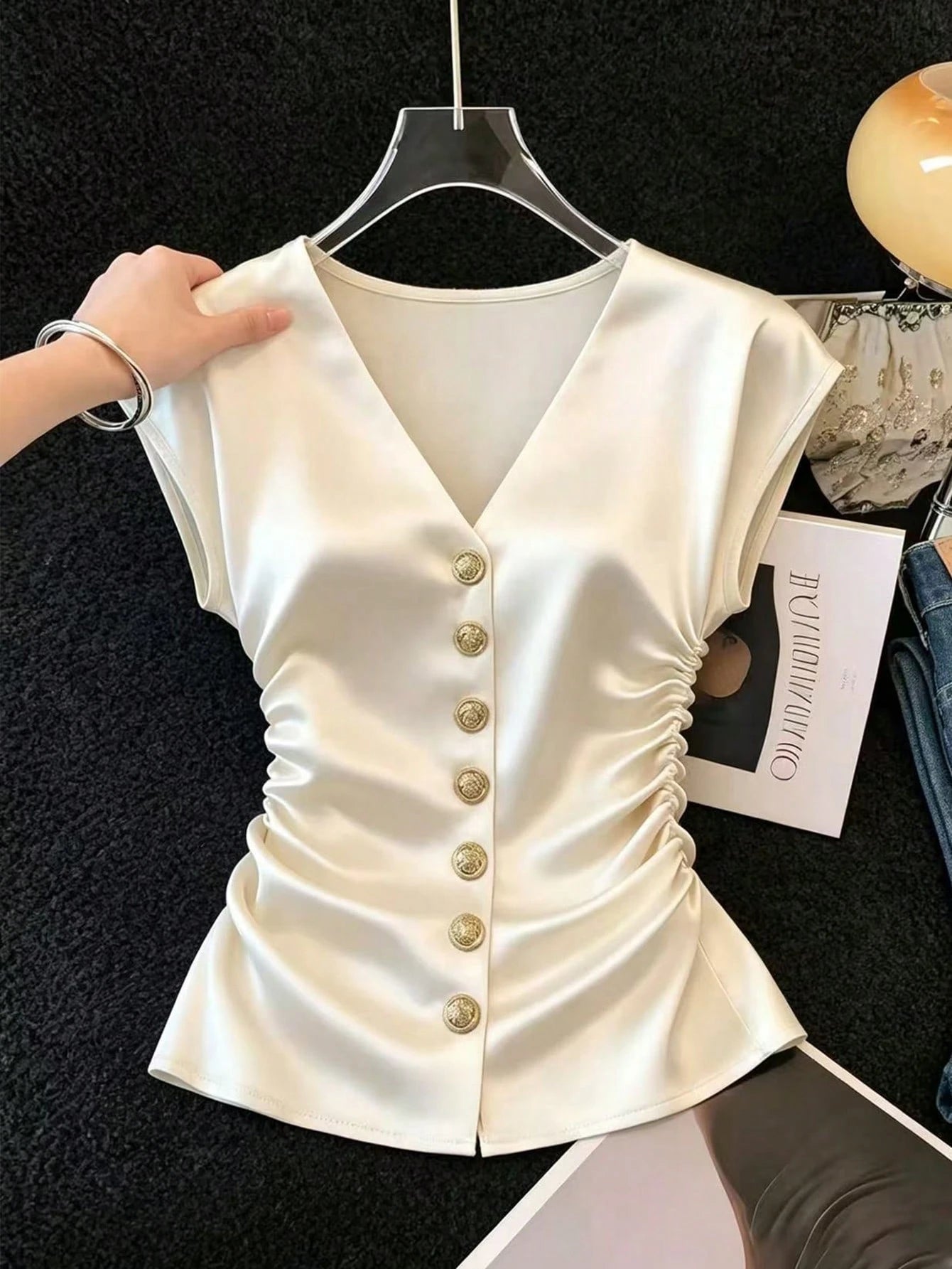 Franclia French Elegance Women's Satin Summer V-Neck Button-Down Pleated Waist Top, Elegant Office Commuter Wear, Business Casual Holiday