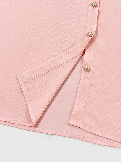 Franclia Plus Size Women Summer Elegant Dusty Pink Chiffon Blouse Contrast Collar Metal Button Loose Fit Short Sleeve Shirt Evening Office Teachers' Day