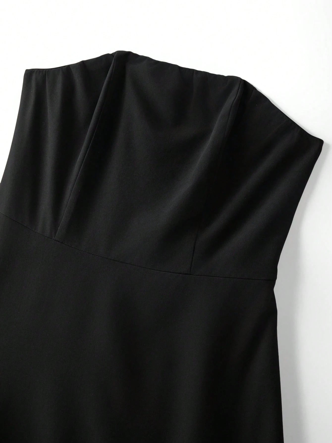 Franclia Women's Elegant Summer Black And White Contrast Color Layered Ruffle Bandeau Dress,Formal Party Reception Dinner Dress,Shirred Back Vacation Outfit